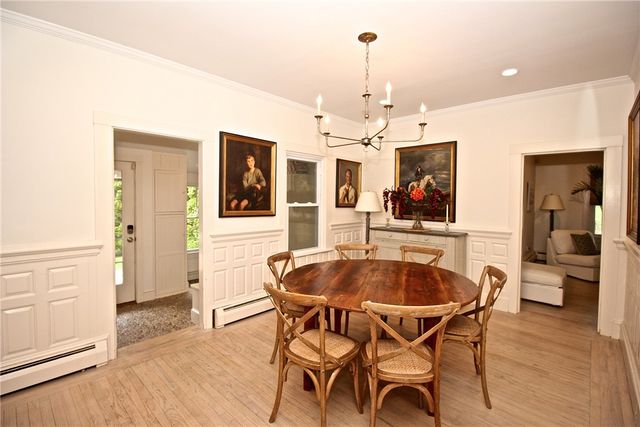 215 Coggeshall Avenue, Newport, RI 02840