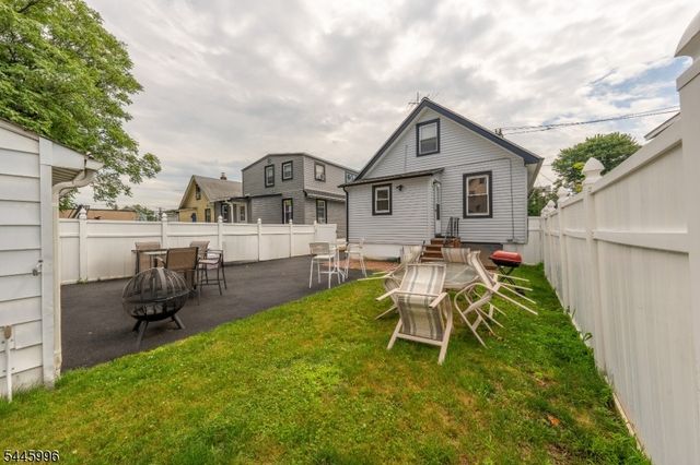 315 Florence Ave, Hillside Twp., NJ 07205