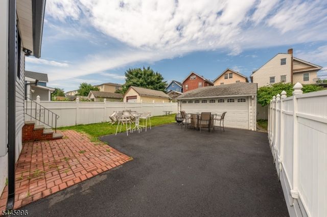315 Florence Ave, Hillside Twp., NJ 07205