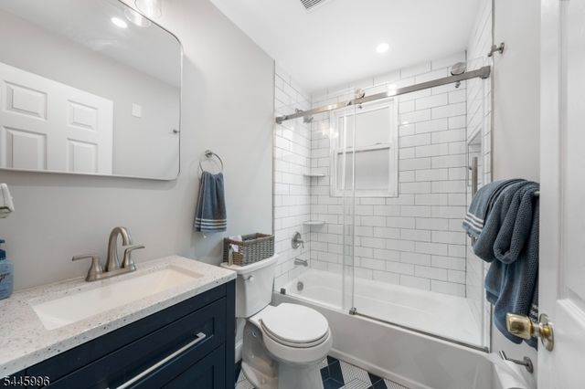 315 Florence Ave, Hillside Twp., NJ 07205