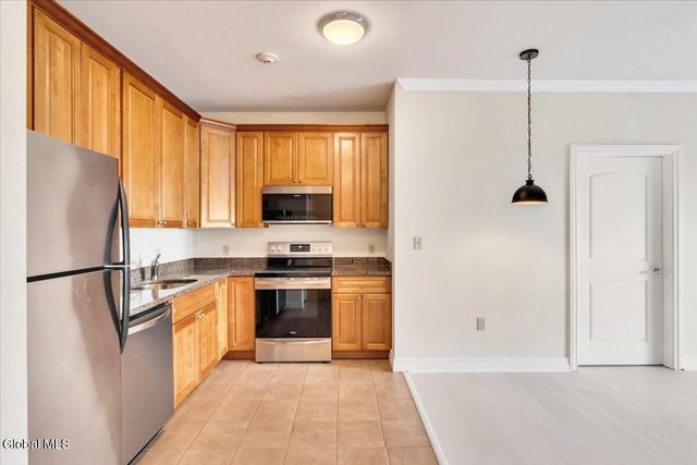 8 Wall Street APT 130, Clifton Park, NY 12065