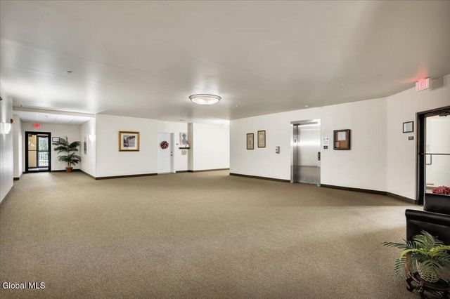 8 Wall Street APT 130, Clifton Park, NY 12065