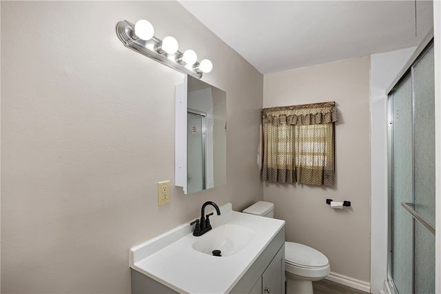 418 E J Street, Russellville, AR 72801