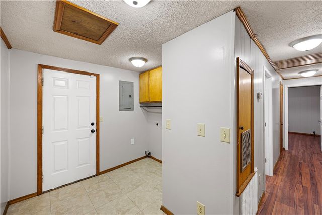 418 E J Street, Russellville, AR 72801