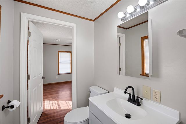 418 E J Street, Russellville, AR 72801