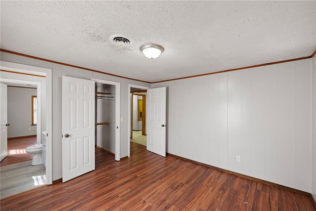 418 E J Street, Russellville, AR 72801