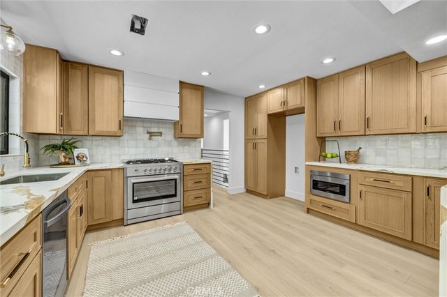 2973 Lakeview Way, Fullerton, CA 92835