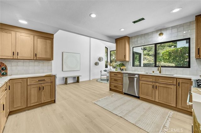 2973 Lakeview Way, Fullerton, CA 92835