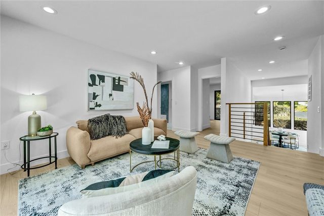 2973 Lakeview Way, Fullerton, CA 92835