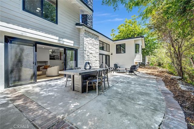 2973 Lakeview Way, Fullerton, CA 92835