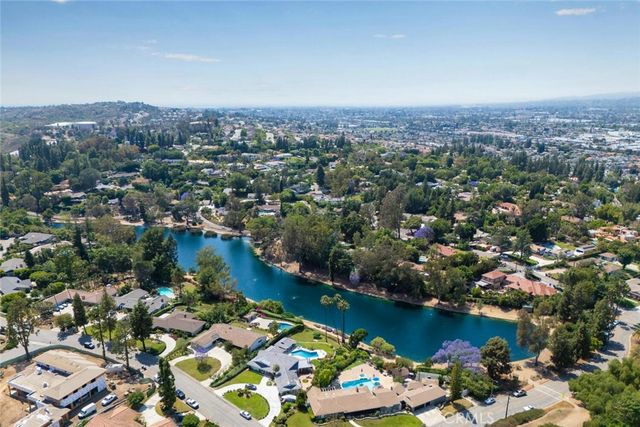 2973 Lakeview Way, Fullerton, CA 92835