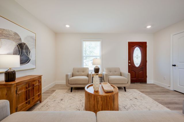 116 Fairground Drive, Waverly, TN 37185