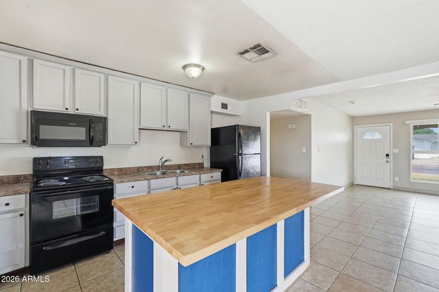 3731 W MYRTLE Avenue, Phoenix, AZ 85051