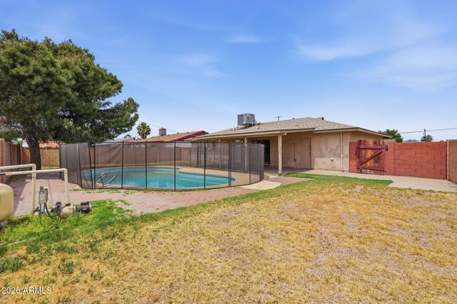 3731 W MYRTLE Avenue, Phoenix, AZ 85051