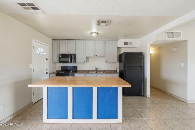 3731 W MYRTLE Avenue, Phoenix, AZ 85051