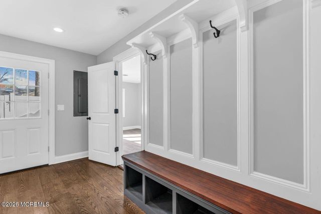 41 Nautilus Drive W, Leonardo, NJ 07737