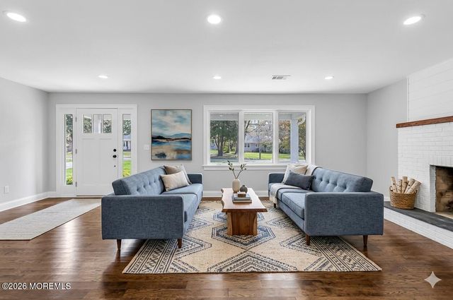 41 Nautilus Drive W, Leonardo, NJ 07737