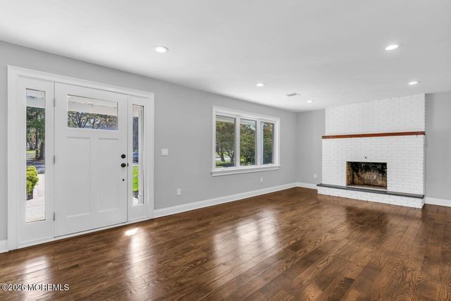 41 Nautilus Drive W, Leonardo, NJ 07737