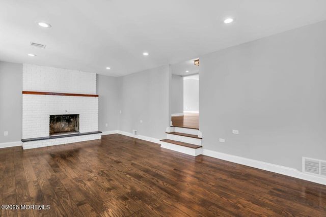 41 Nautilus Drive W, Leonardo, NJ 07737