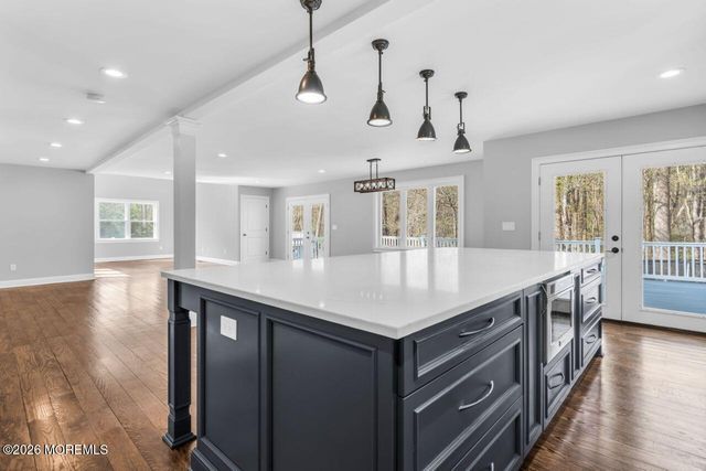 41 Nautilus Drive W, Leonardo, NJ 07737