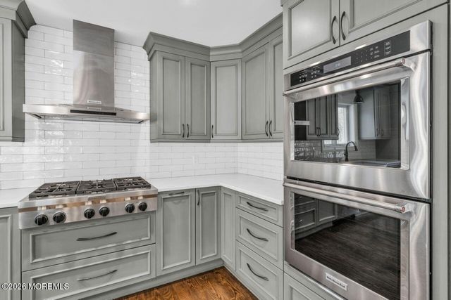 41 Nautilus Drive W, Leonardo, NJ 07737