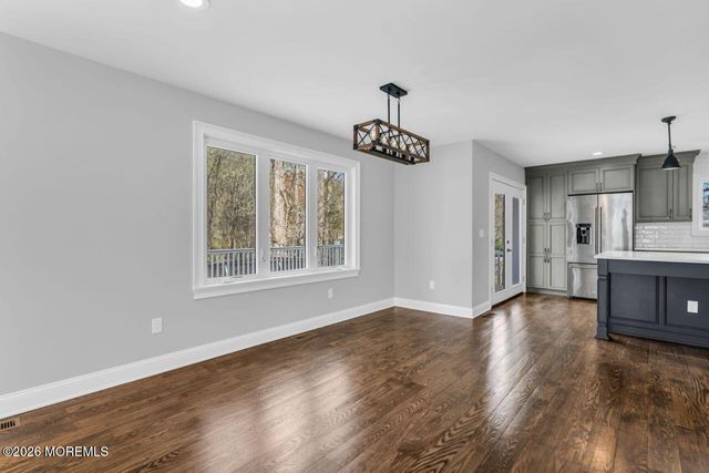 41 Nautilus Drive W, Leonardo, NJ 07737