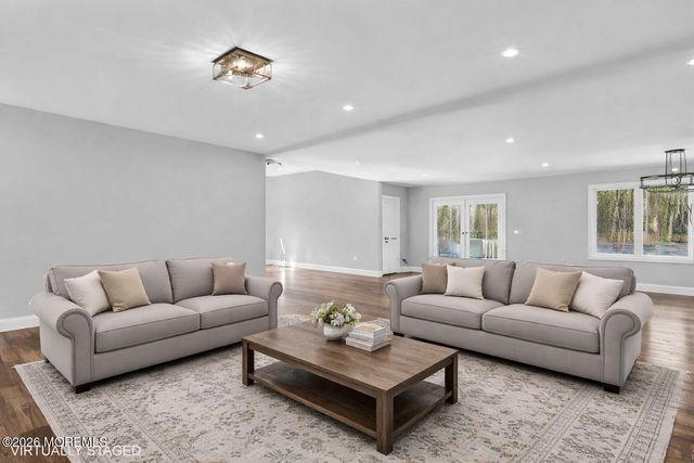 41 Nautilus Drive W, Leonardo, NJ 07737