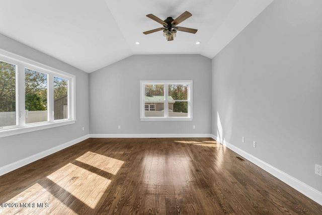 41 Nautilus Drive W, Leonardo, NJ 07737