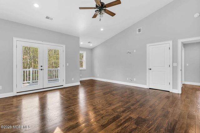 41 Nautilus Drive W, Leonardo, NJ 07737