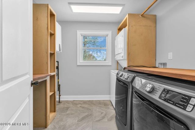 41 Nautilus Drive W, Leonardo, NJ 07737