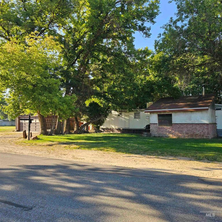 2141 E Syringa, Eagle, ID 83616