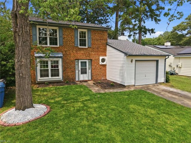 4852 Fountain Hall DR, Virginia Beach, VA 23464