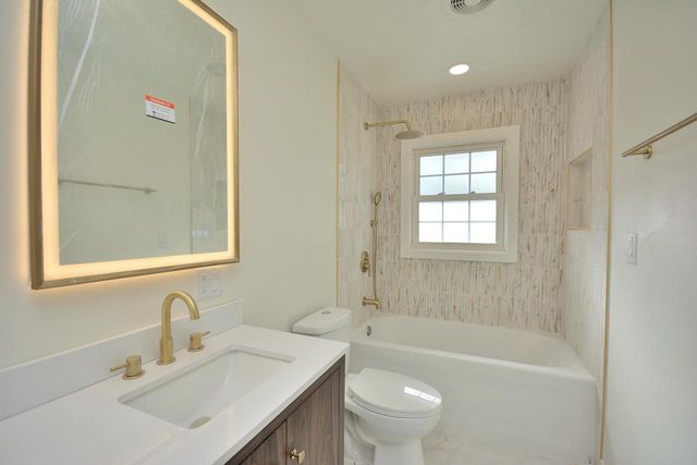 2106 Murphy Woods ROAD, Beloit, WI 53511