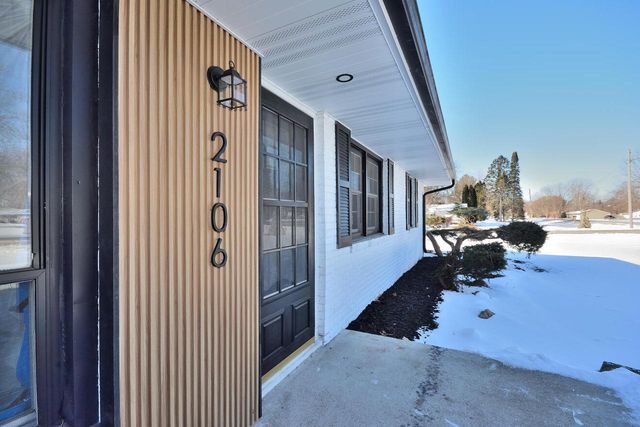 2106 Murphy Woods ROAD, Beloit, WI 53511
