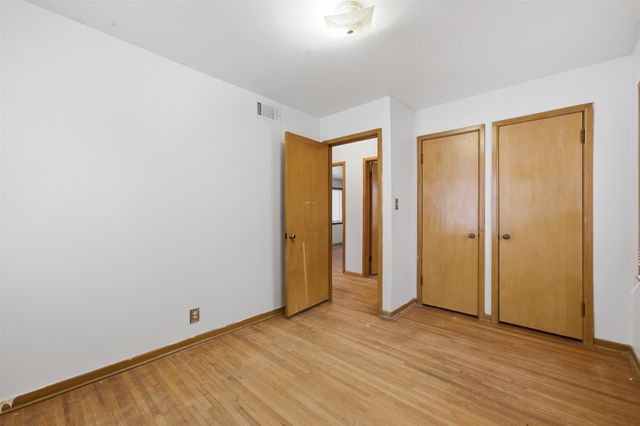 202 W Kinkaid St, Wichita, KS 67213