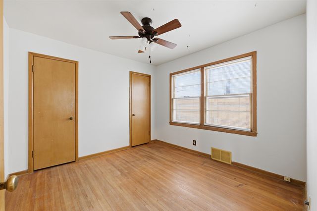 202 W Kinkaid St, Wichita, KS 67213