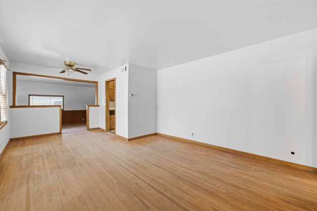 202 W Kinkaid St, Wichita, KS 67213