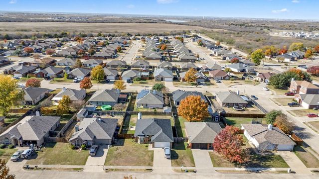 1410 Embercrest Drive, Midlothian, TX 76065