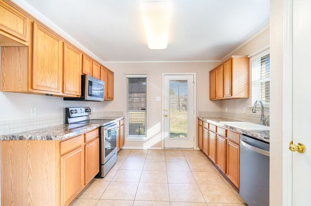 1410 Embercrest Drive, Midlothian, TX 76065