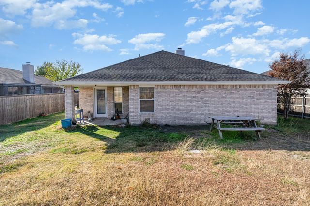 1410 Embercrest Drive, Midlothian, TX 76065