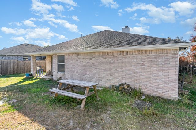1410 Embercrest Drive, Midlothian, TX 76065