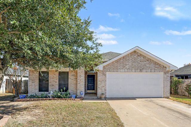 1410 Embercrest Drive, Midlothian, TX 76065