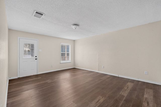 5026 Boca Raton Drive, Garland, TX 75043