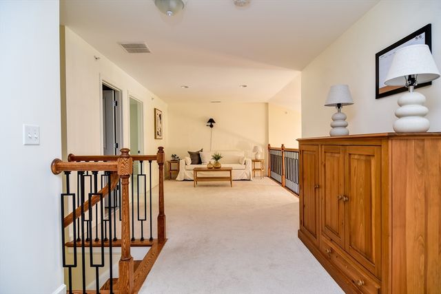 204 Sand Trap Court 204, Northbridge, MA 01534
