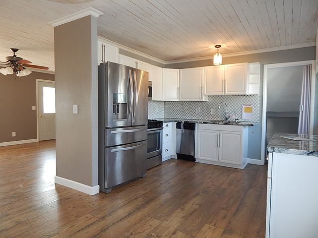 3302 Greenbrier Drive, Bettendorf, IA 52722