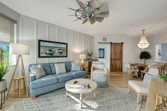 875 NW Flagler Avenue 404, Stuart, FL 34994