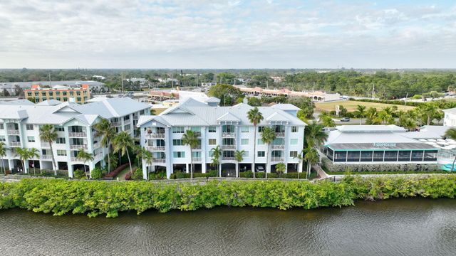 875 NW Flagler Avenue 404, Stuart, FL 34994