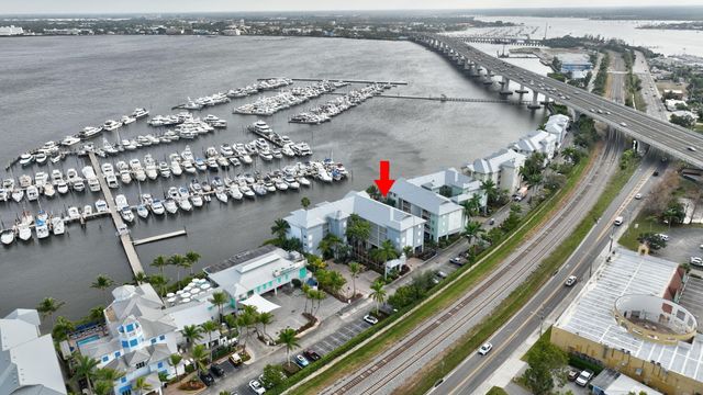 875 NW Flagler Avenue 404, Stuart, FL 34994