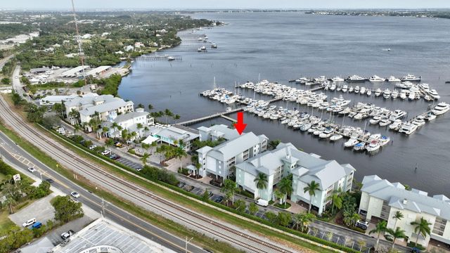 875 NW Flagler Avenue 404, Stuart, FL 34994