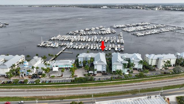 875 NW Flagler Avenue 404, Stuart, FL 34994